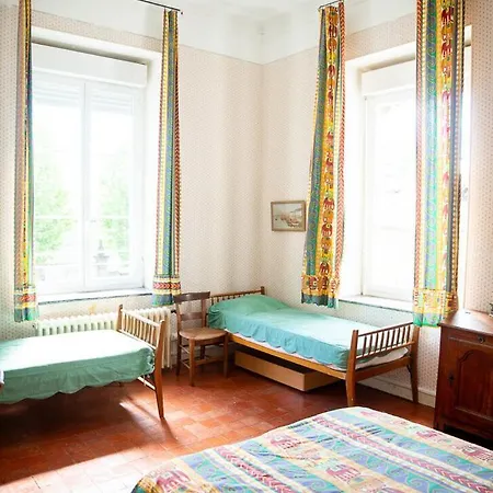 Holiday home Chateau D 'olonzac - Maison Familiale Avec Grand Jardin